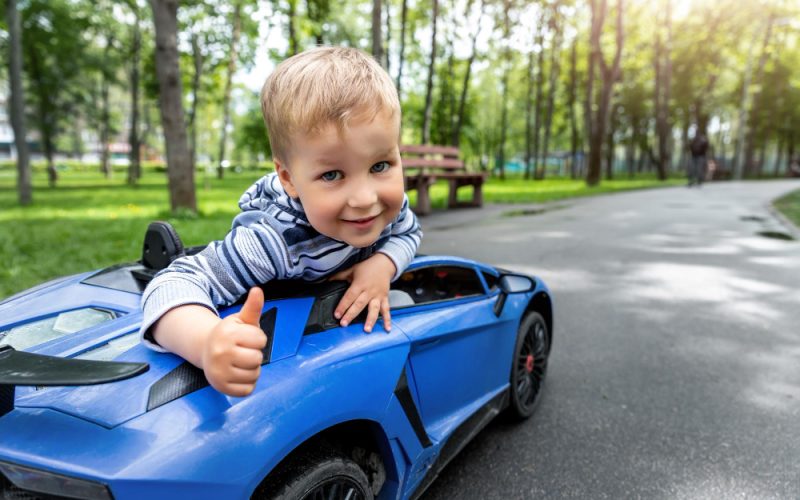 Autokids.ro: locul unde aventura copiilor începe cu vehiculul potrivit